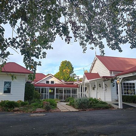 Moore Park Inn Армидейл Экстерьер фото