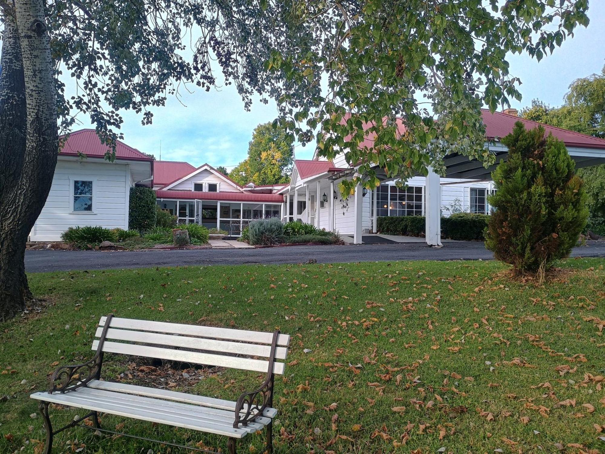 Moore Park Inn Армидейл Экстерьер фото